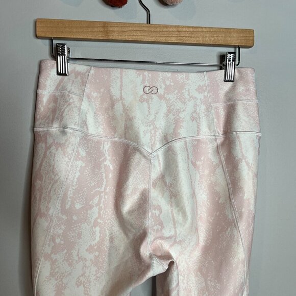 Calia by Carrie Underwood Essential Python Snakeskin High Rise Leggings Pink - Picture 3 of 5
